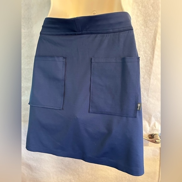 Belyn Key Mia Golf Navy blue skort w/piped side panel & built in short Sz-S T6 - Picture 3 of 14
